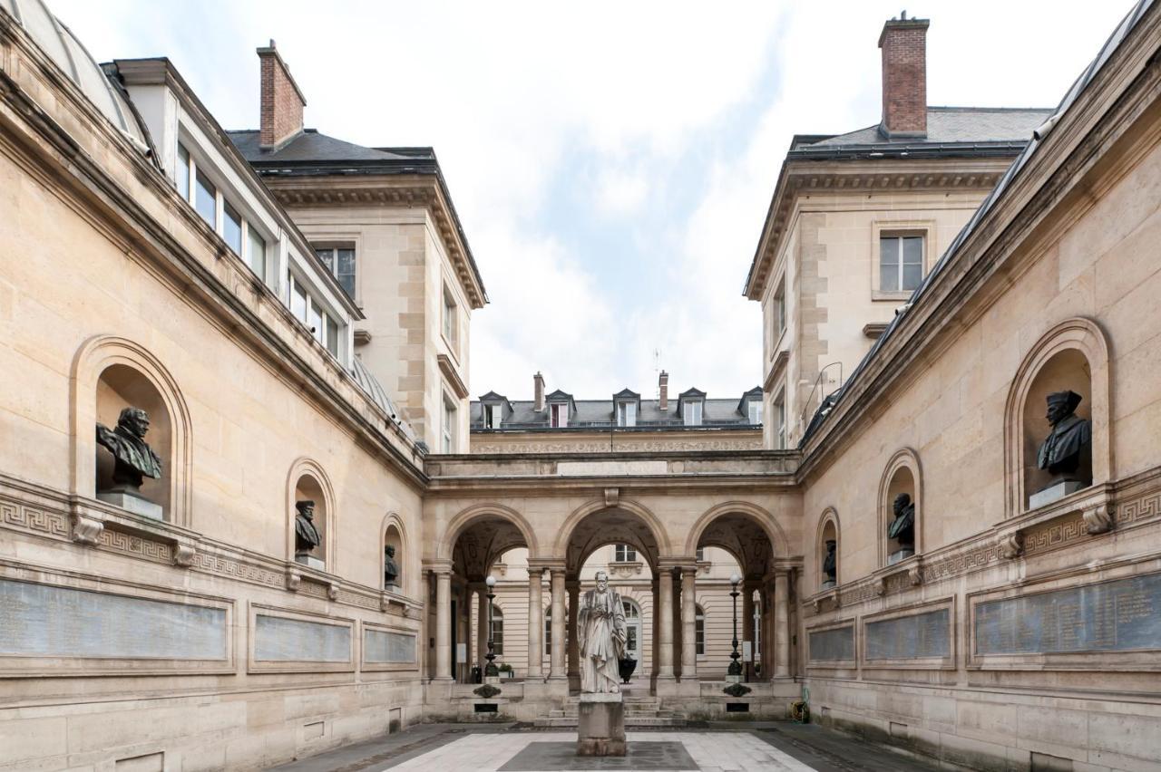 Paris Place Pantheon Buitenkant foto